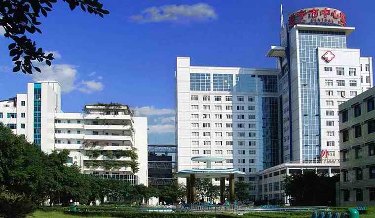 遂宁市中心医院--“全国百姓放心示范医院”